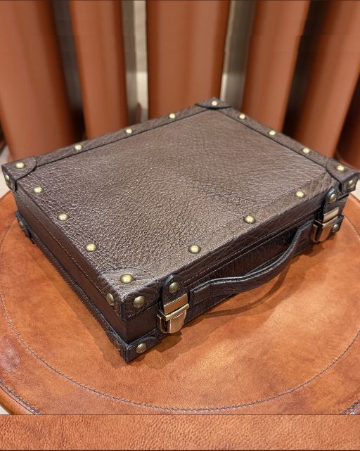 Brown Shrunken Leather Poker Set