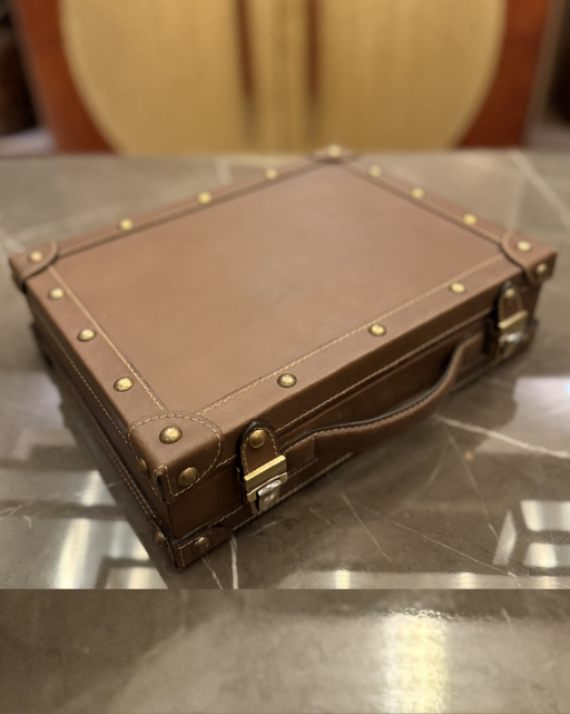 Light Brown Leather Poker Set