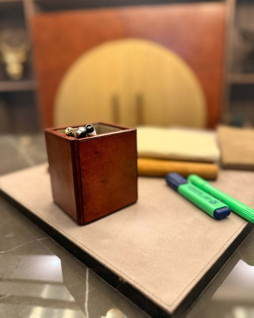 Leather Pen Holder